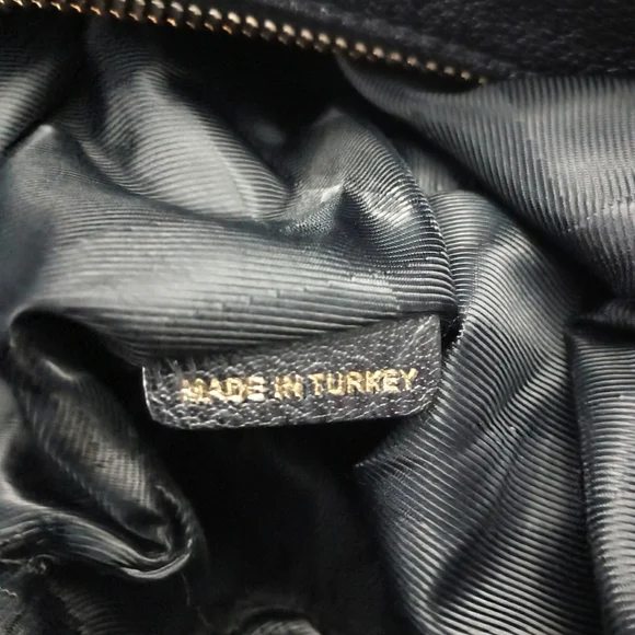 Burberry bags - Picture 15 of 15